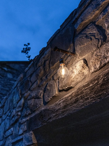Lampada con chiodo in acciaio Hazard di Davide Groppi