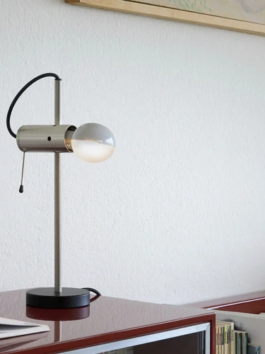 Lampada da tavolo Agnoli di Oluce