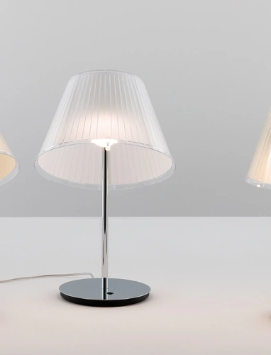 Lampada da tavolo Choose di Artemide