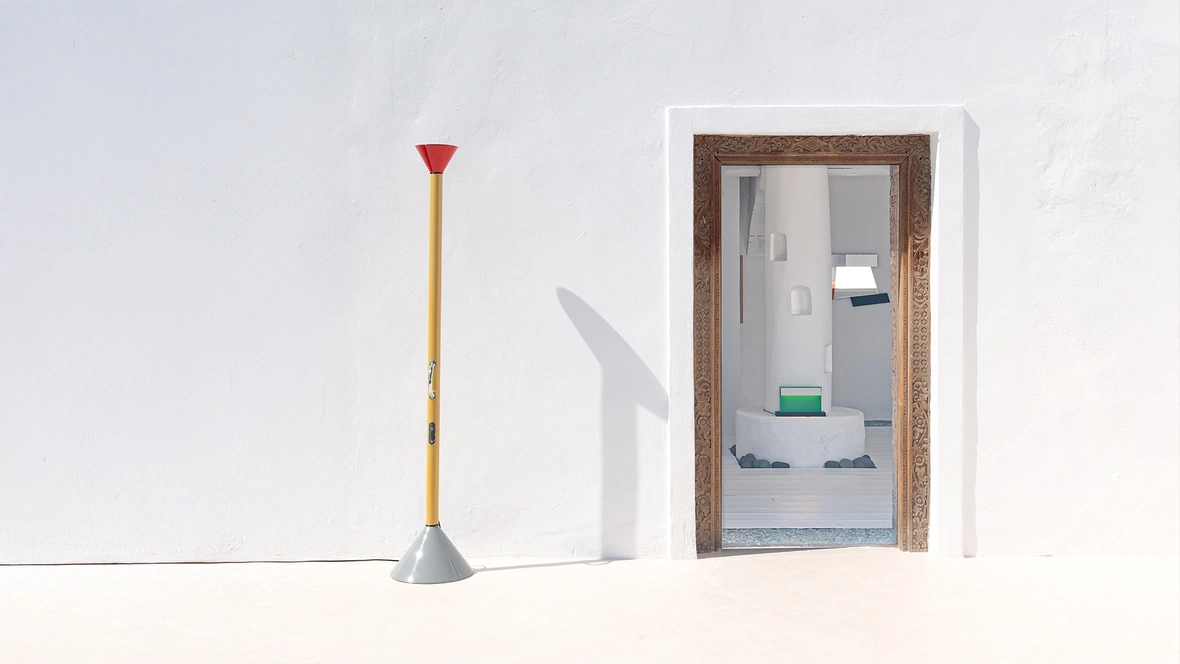 Lampada da terra Callimaco di Artemide