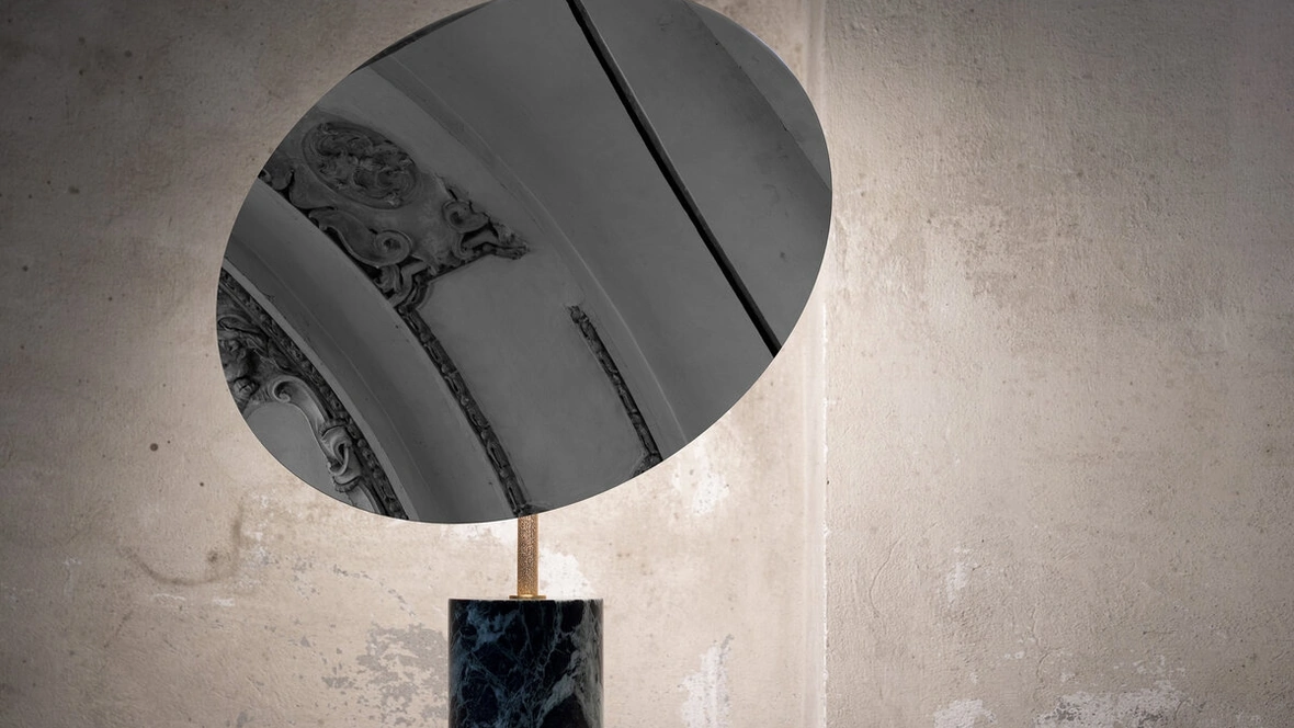 Lampada da tavolo Calvino di Davide Groppi