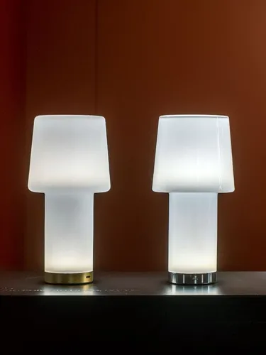 Lampada da tavolo Cameo di Fontana Arte