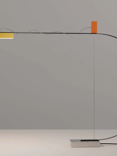 Lampada da terra di design Cupido di Nemo