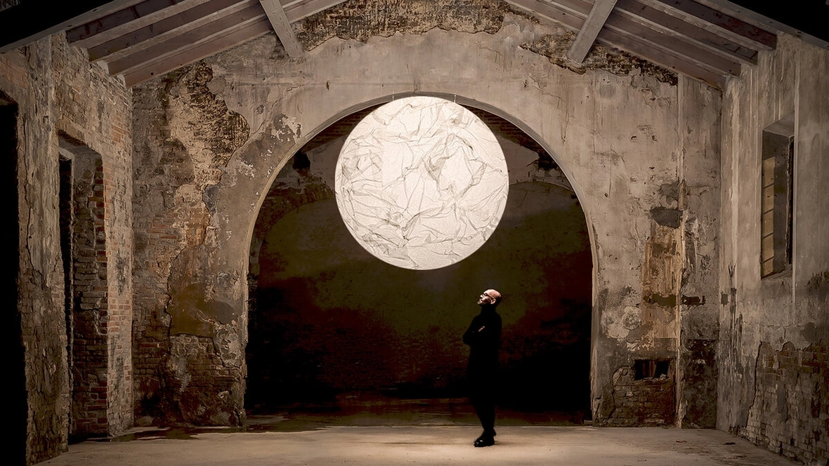 Lampada a sospensione Moon di Davide Groppi