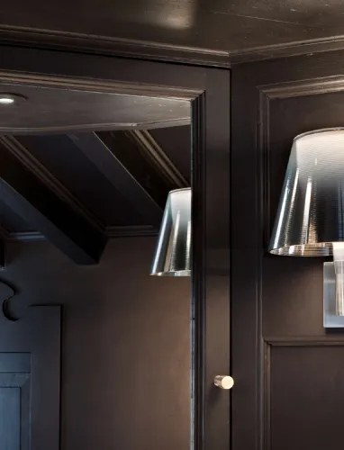 Lampada sda parete KTribe Wall di Flos