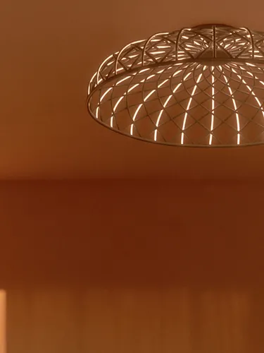 Lampada a soffitto rivestita in tessuto Skynest C di Flos