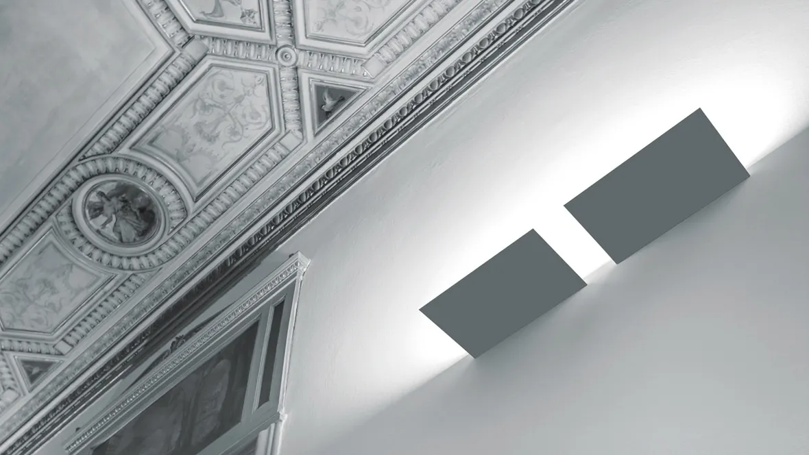 Lampada da parete in metallo sottile per interni di Davide Groppi