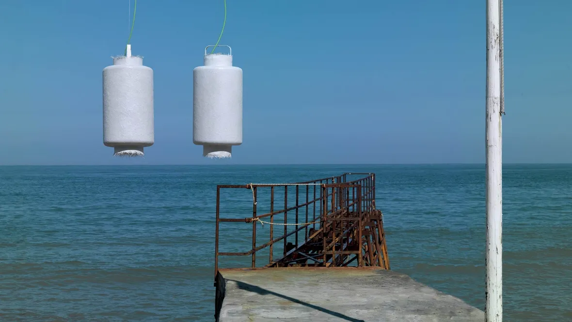 Lampada da esterni in vetroceramica Kimono di Karman