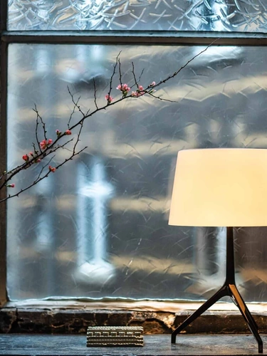 Lampada da tavolo Lumiere XX di Foscarini