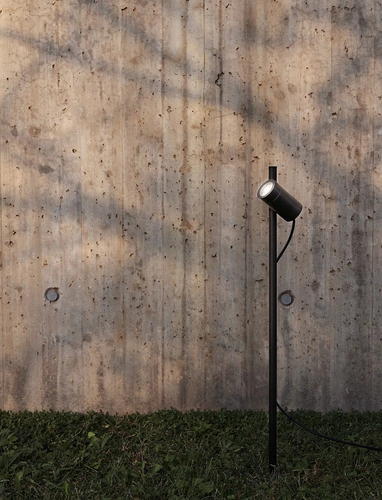 Lampada da esterni Lux Spike di ILTI luce
