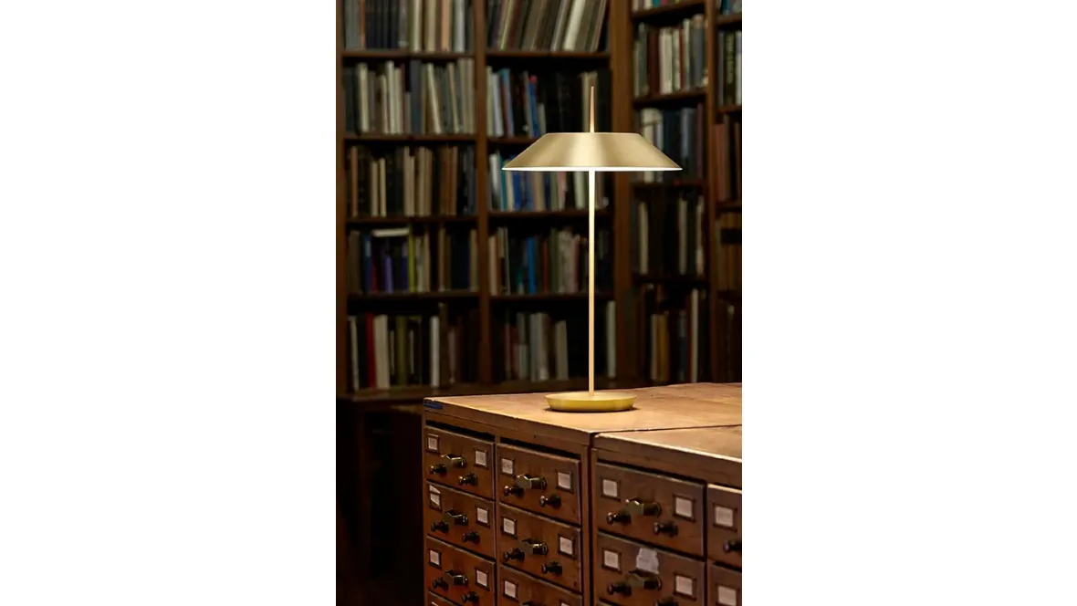Lampada Myfair da tavolo di Vibia
