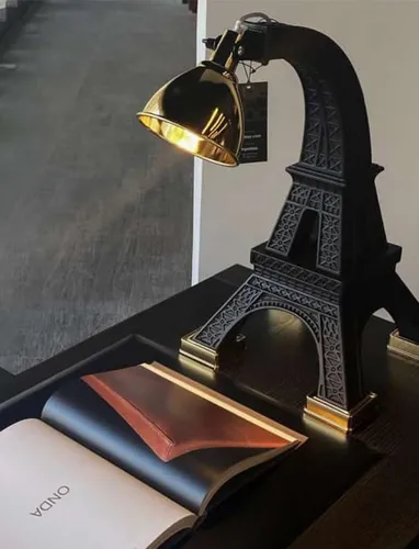 Lampada da tavolo Paris M di Qeeboo