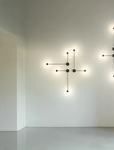 Lampada da parete Pin di Vibia