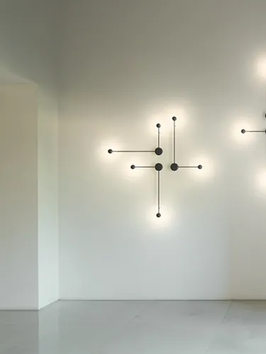 Lampada da parete Pin di Vibia