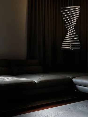 Lampada a sospensione Rhythm Vertical di Vibia