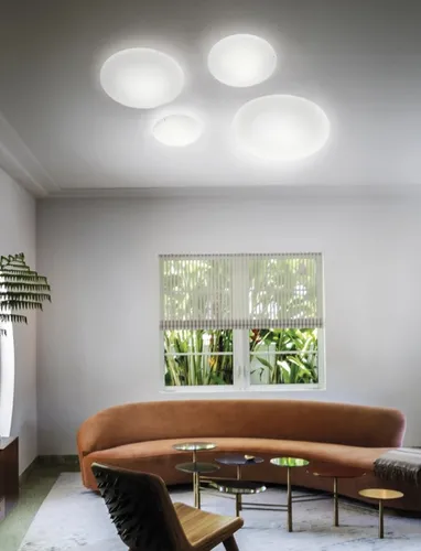 Lampada a soffitto Saba in vetro soffiato satinato bianco, disponibile in 4 dimensioni di Vistosi