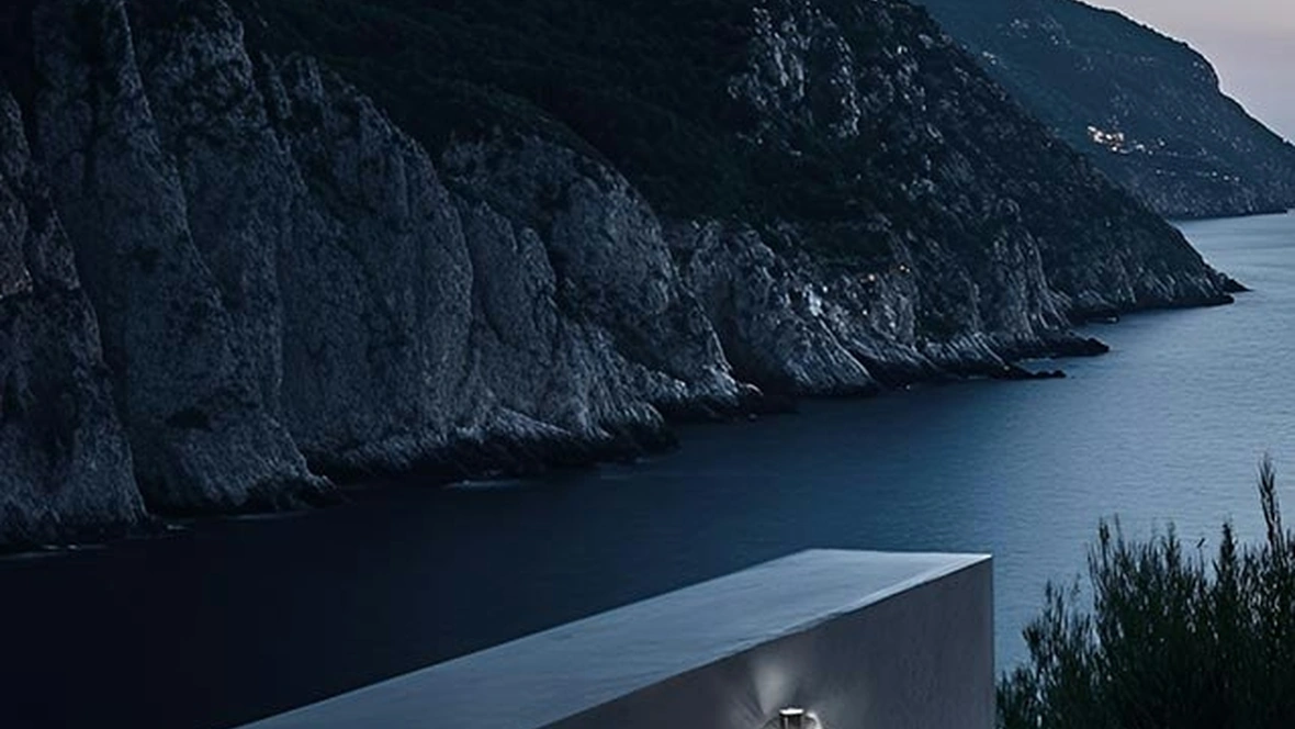 Lampada Bang Outdoor Step Light di Slamp