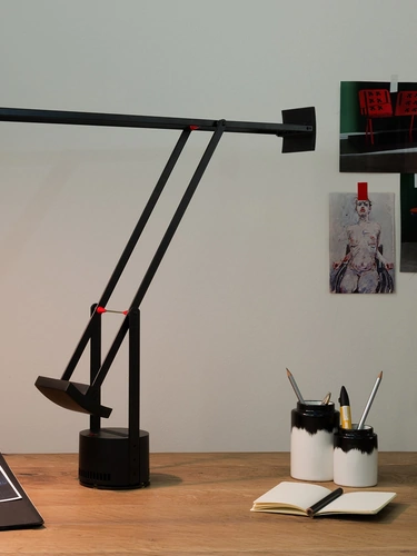 Lampada da tavolo Tizio di Artemide