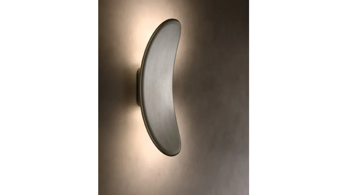 Lampada da parete in alluminio pressofuso verniciato bianco Vela Applique di Pentalight