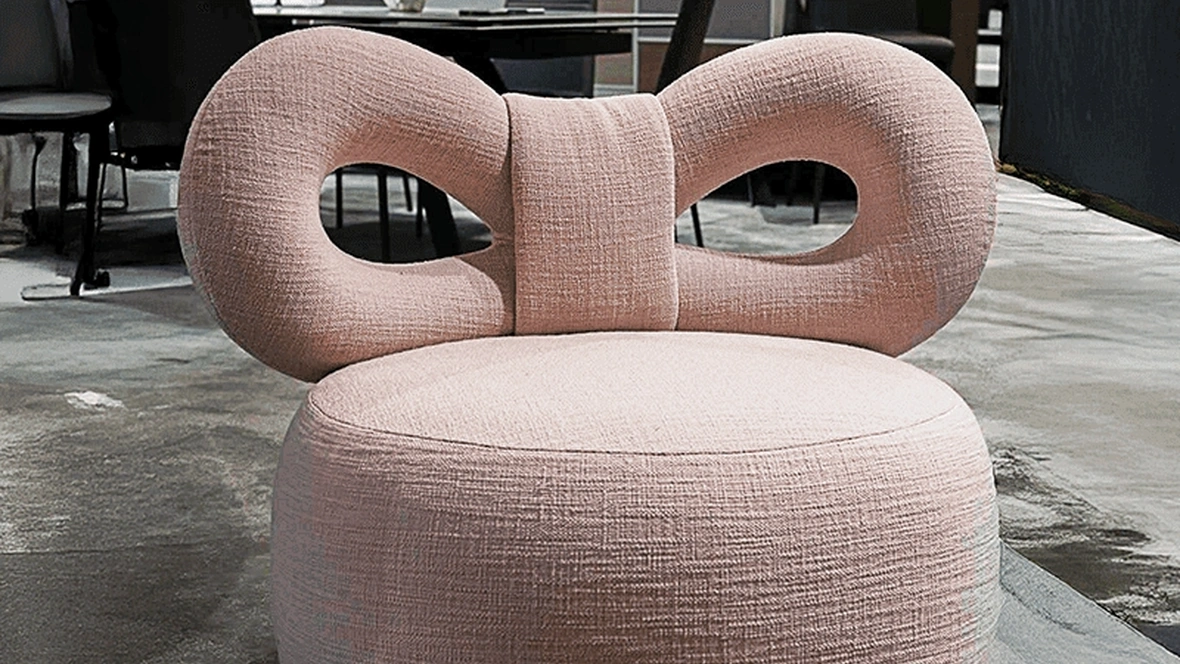 Poltroncina in tessuto imbottito Ribbon di Qeeboo