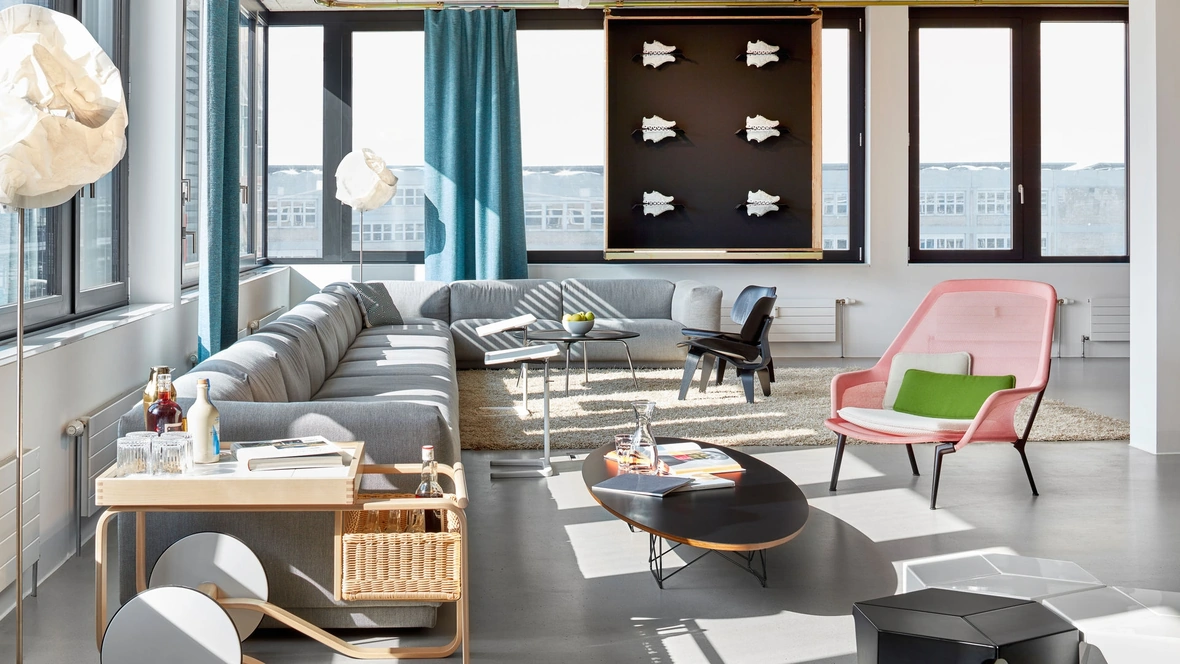 Poltrona Slow Chair & Ottoman di Vitra