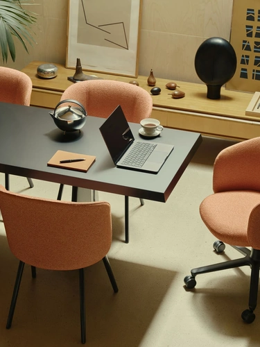 Seduta Operativa Mikado Armchair di Vitra