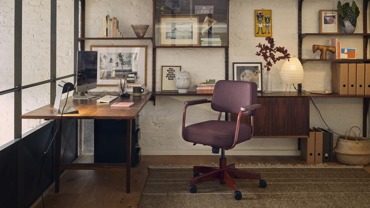 Sedia Operativa girevole Fauteuil Direction Pivotant di Vitra